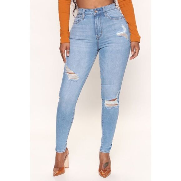 NWT Fashion Nova Sneaking Out Stretch Skinny Jeans - Medium Wash, Size 13 - Picture 5 of 16